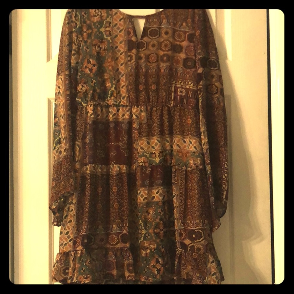 Bohemian Chic Long Sleeve Dress with Open Back